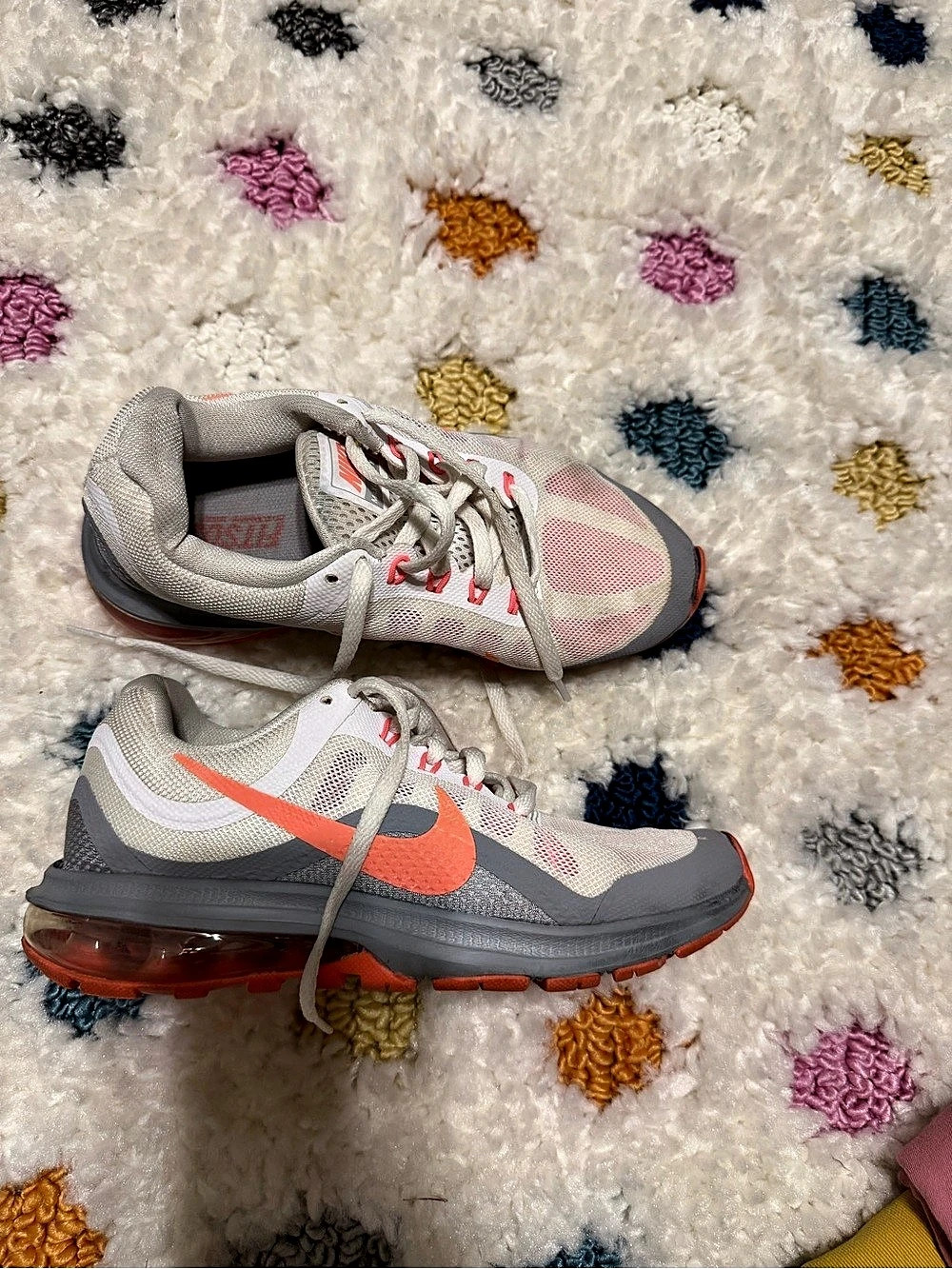 Nike Air Max Women's Athletic Shoes US 5.5 Gray Orange